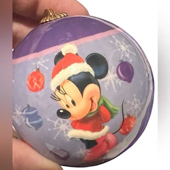 Vintage Disney set of 4 ornaments. 3 Baubles & 1 Snowflake. See description - Picture 2 of 7